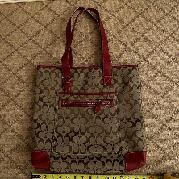 Vintage Coach brown canvas tote w deep red leather details - Picture 5 of 15